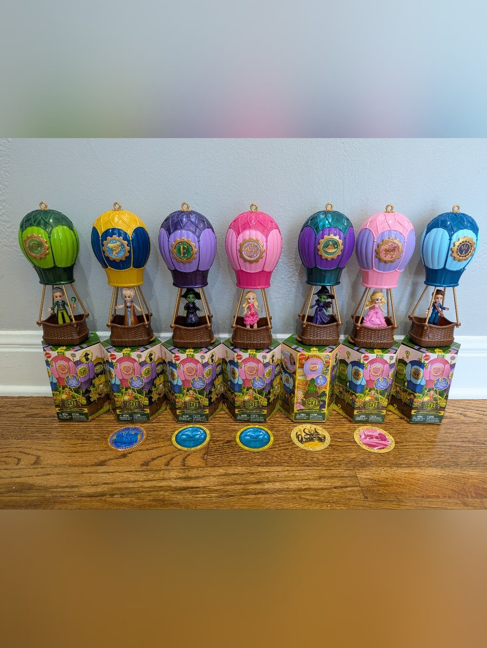 NEW Complete set of 7 Wicked Ozian balloons with mini figures blind boxes Glinda